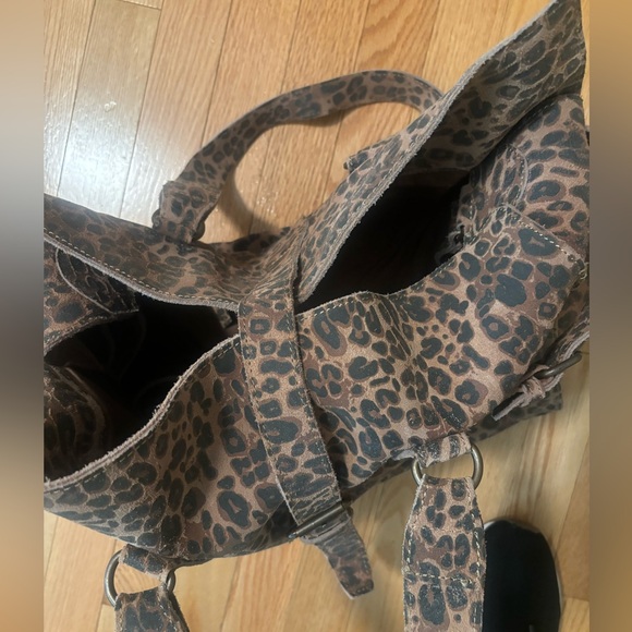 Free People Wild Thing Leather Tote Beige Combo - Picture 8 of 12